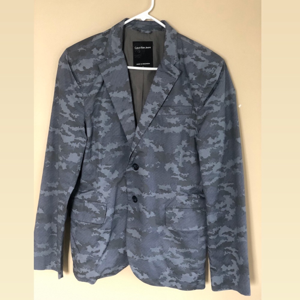 Calvin Klein Jeans Gray Camo Blazer - Picture 1 of 3